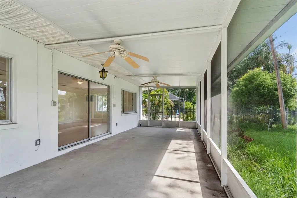 11435 Oval Drive E Largo FL 33774