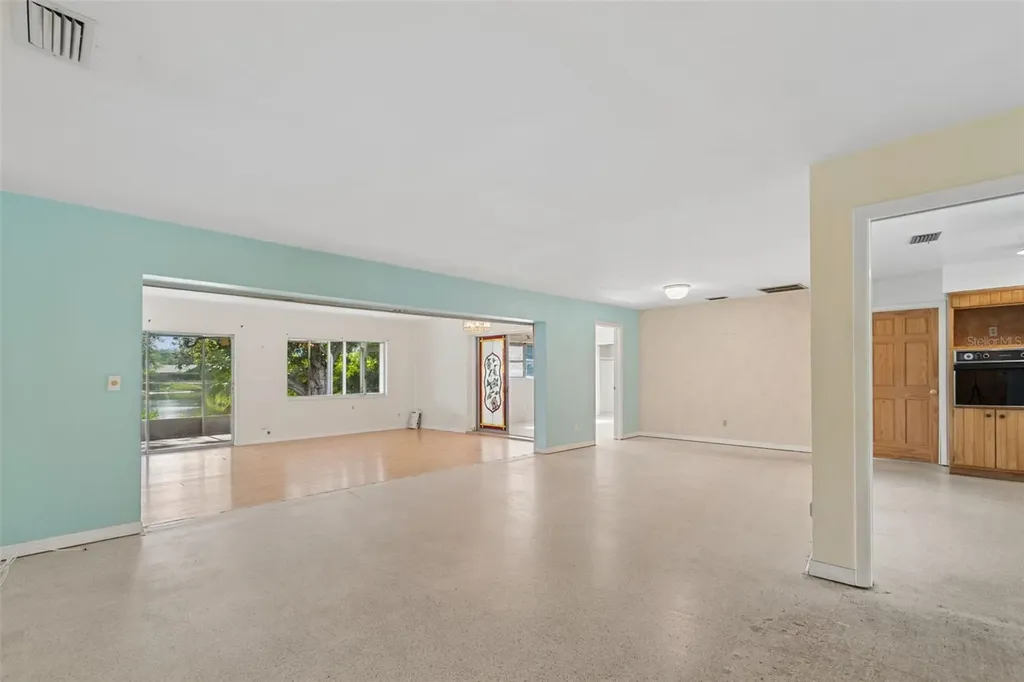 11435 Oval Drive E Largo FL 33774