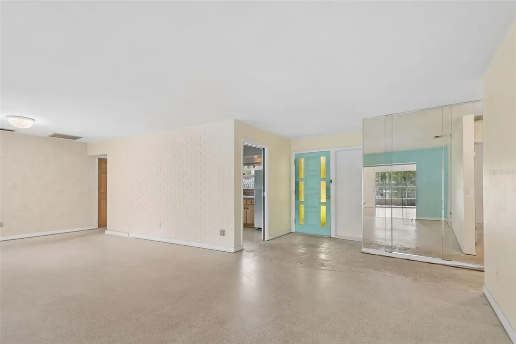 11435 Oval Drive E Largo FL 33774