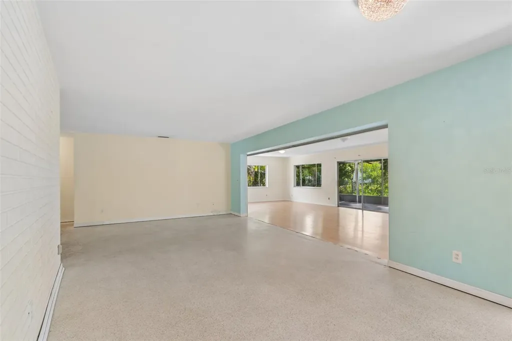 11435 Oval Drive E Largo FL 33774