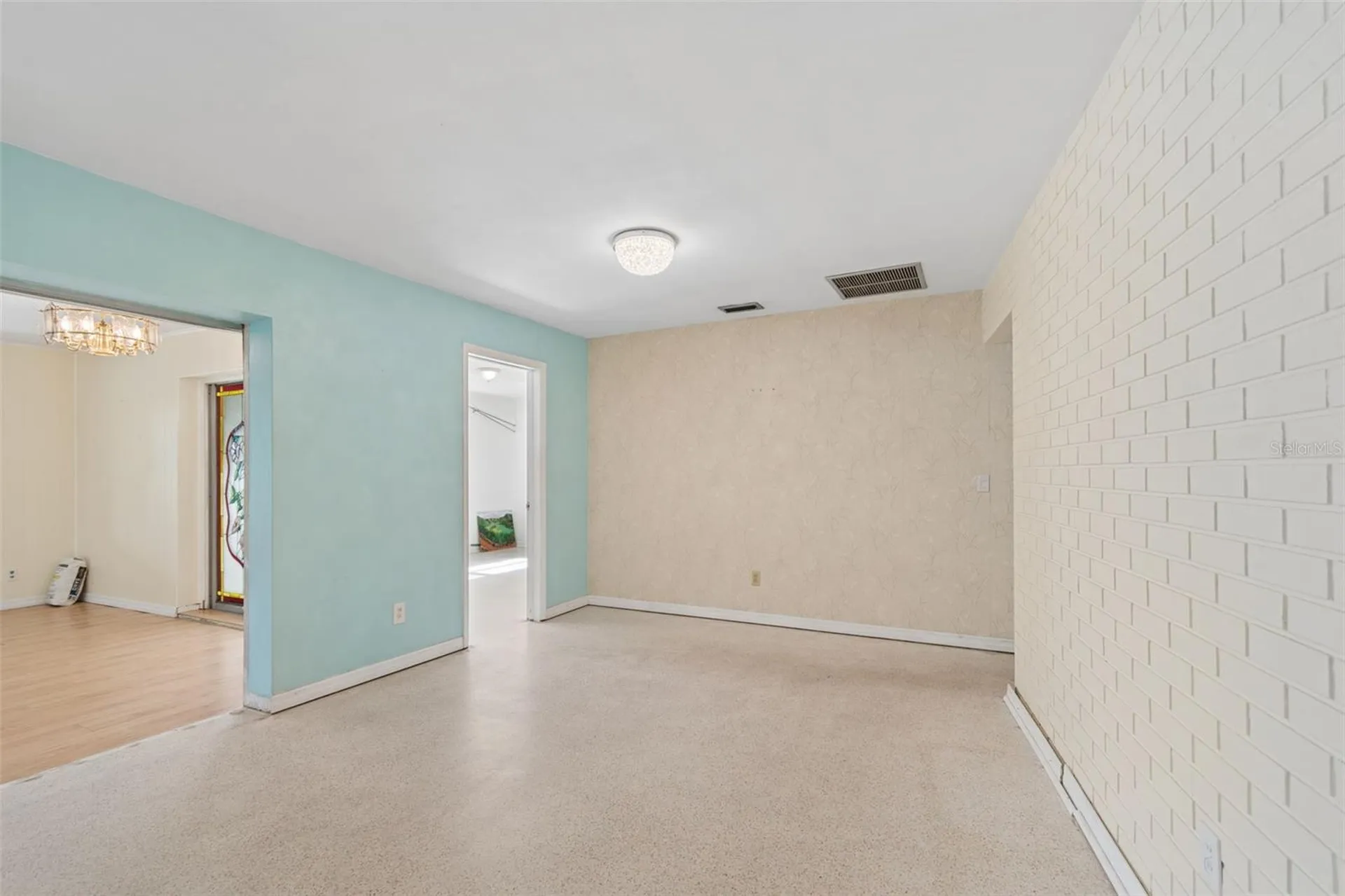 11435 Oval Drive E Largo FL 33774