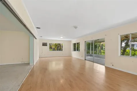 11435 Oval Drive E Largo FL 33774