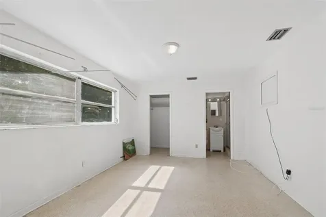11435 Oval Drive E Largo FL 33774