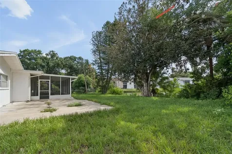 11435 Oval Drive E Largo FL 33774