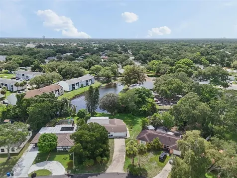 11435 Oval Drive E Largo FL 33774