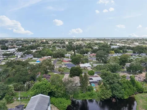11435 Oval Drive E Largo FL 33774