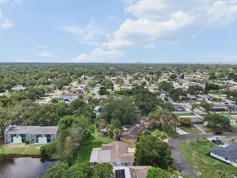 11435 Oval Drive E Largo FL 33774