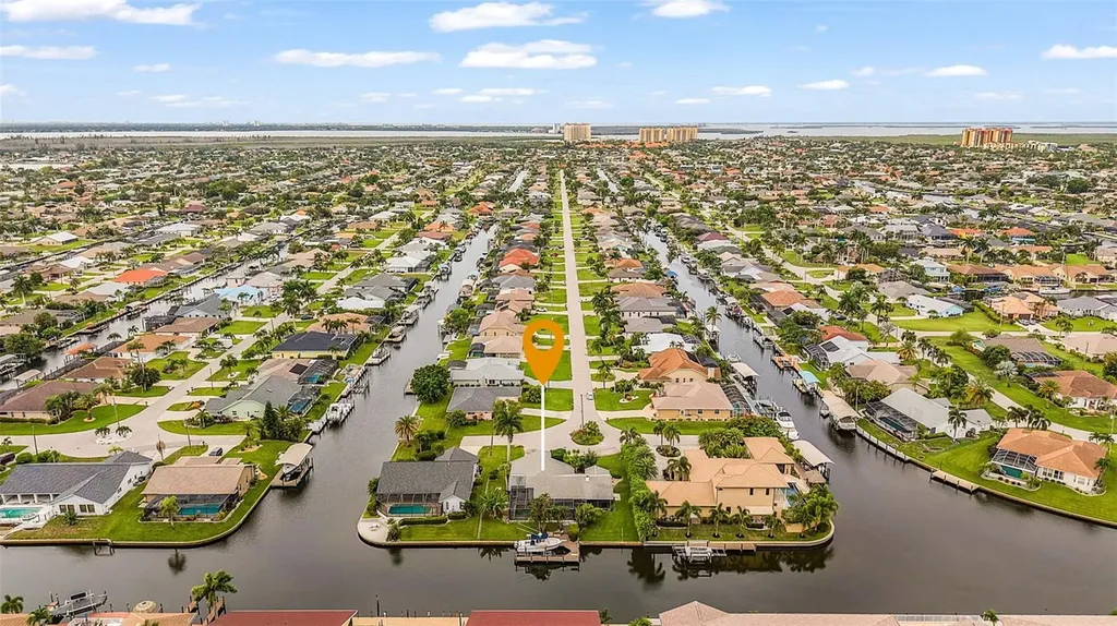 4903 SW 11th Place Cape Coral FL 33914