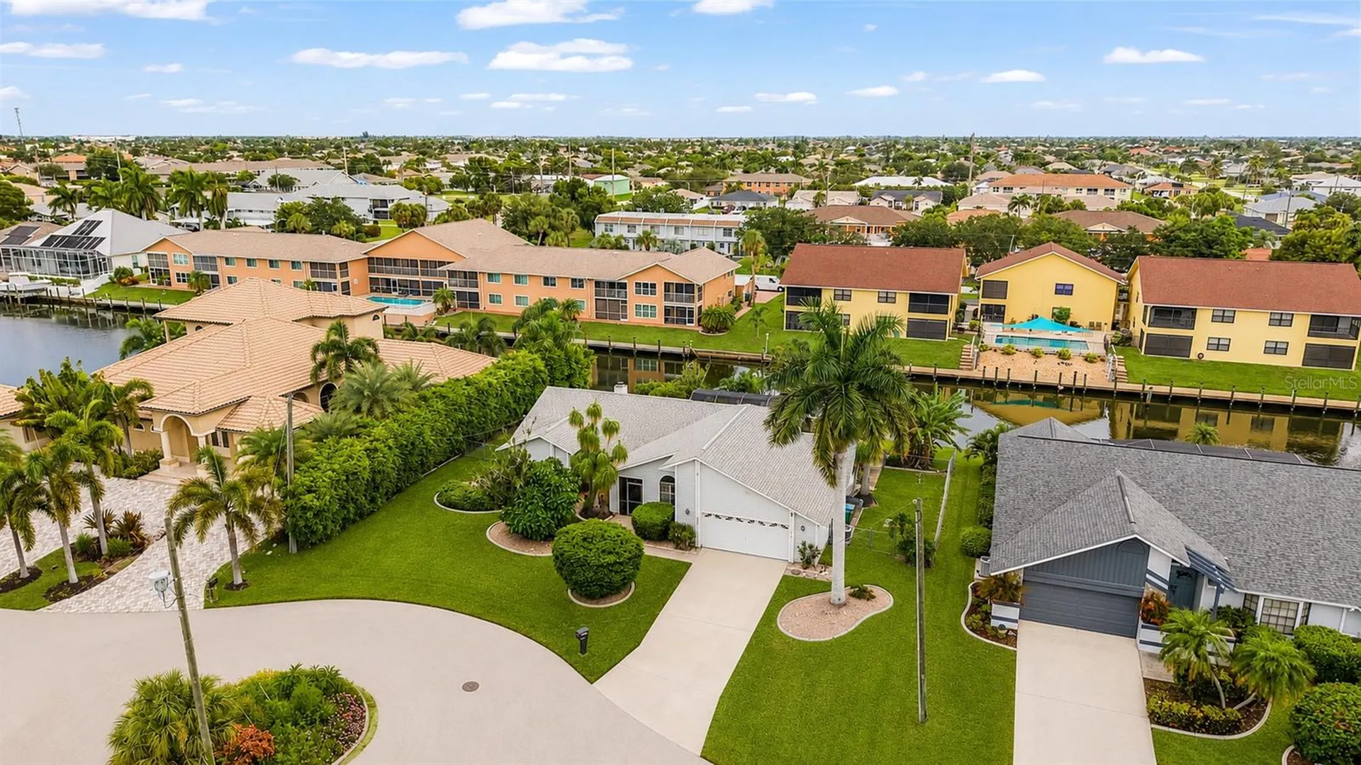 4903 SW 11th Place Cape Coral FL 33914