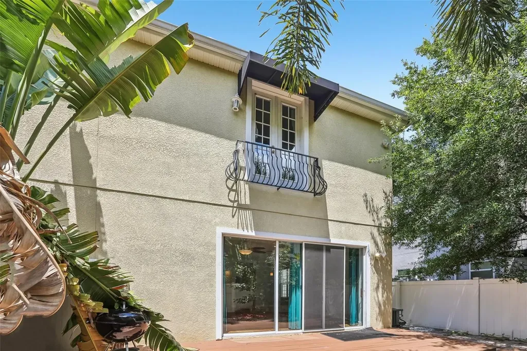 502 S Lincoln Avenue Tampa FL 33609