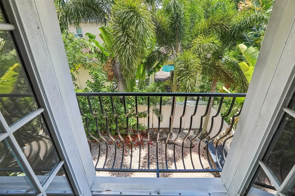502 S Lincoln Avenue Tampa FL 33609