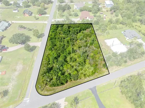 2240 Bronco Drive St Cloud FL 34771