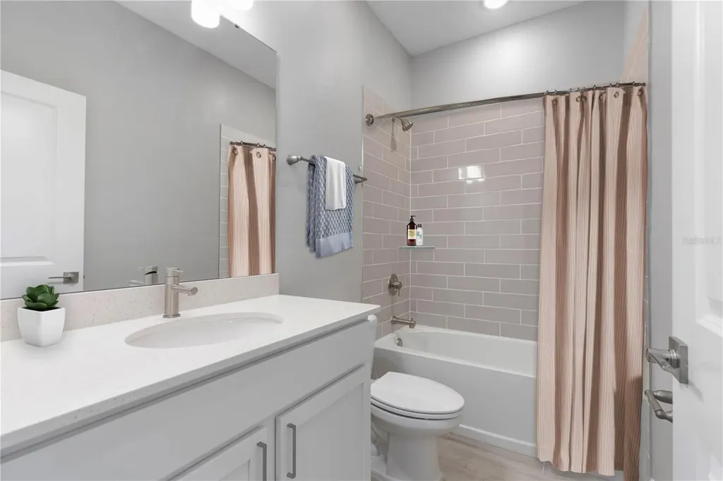 13 SW 34th Place Cape Coral FL 33991