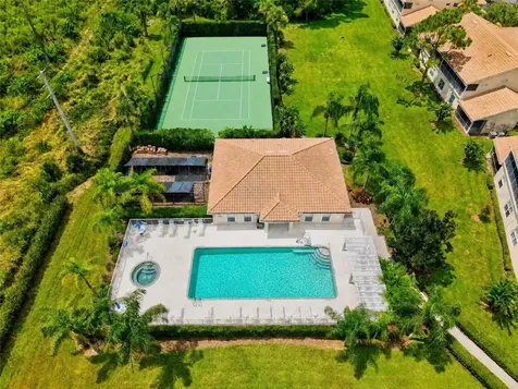 7092 Strand Circle Bradenton FL 34203
