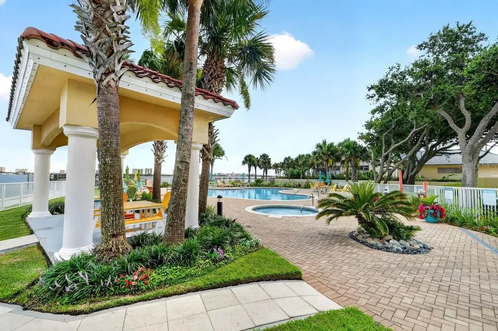 2801 S Ridgewood Avenue South Daytona FL 32119