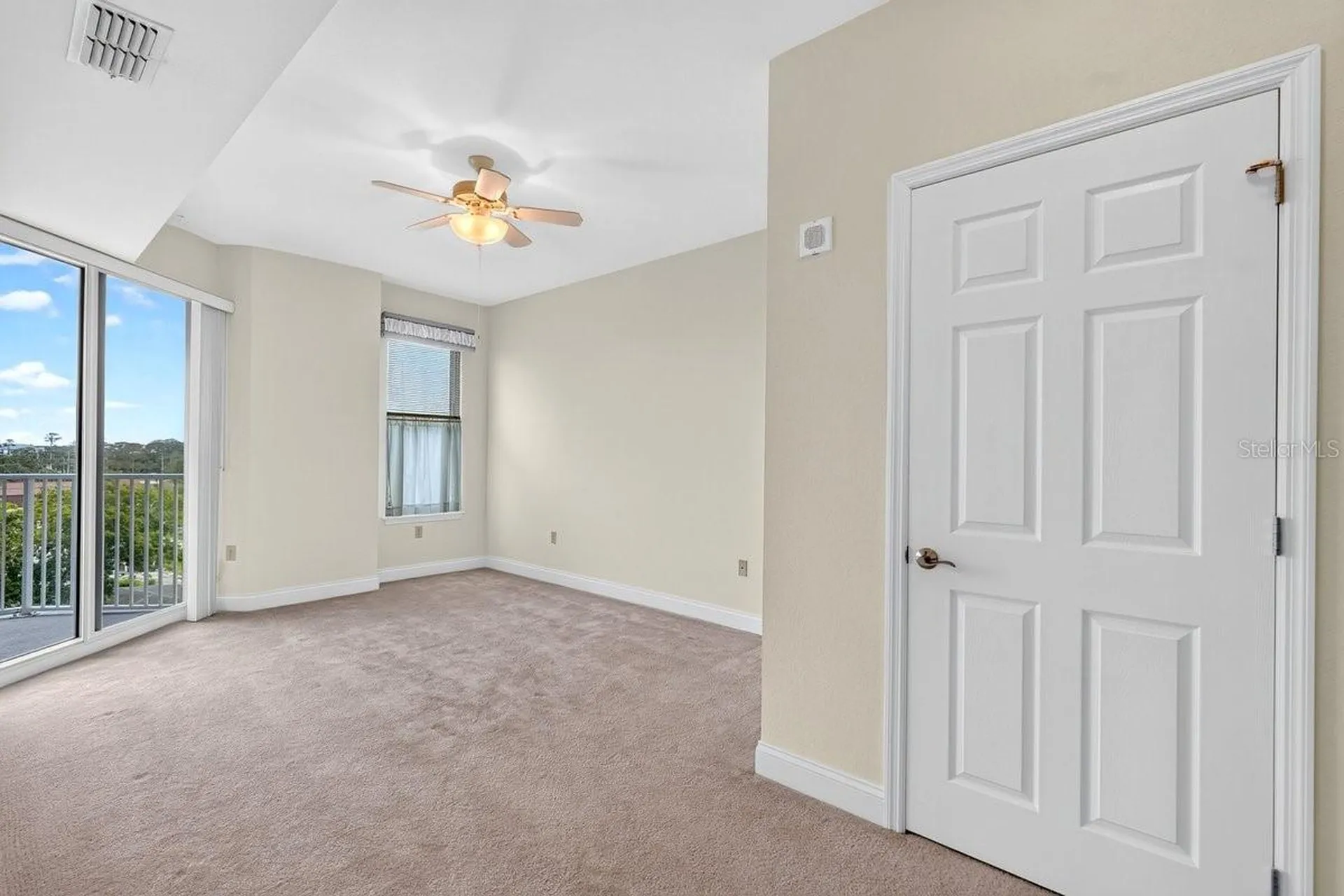 2801 S Ridgewood Avenue South Daytona FL 32119