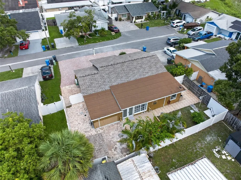 6711 Glen Forest Court Tampa FL 33615