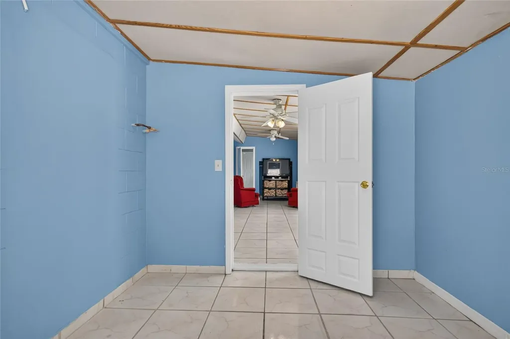 6711 Glen Forest Court Tampa FL 33615