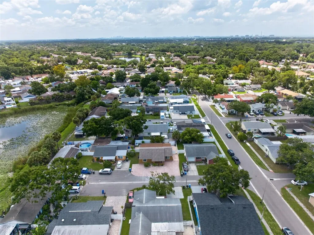 6711 Glen Forest Court Tampa FL 33615
