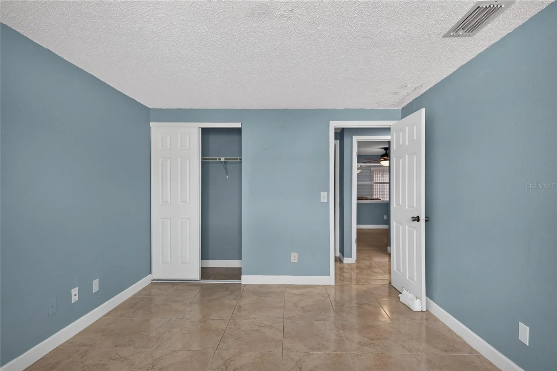 6711 Glen Forest Court Tampa FL 33615