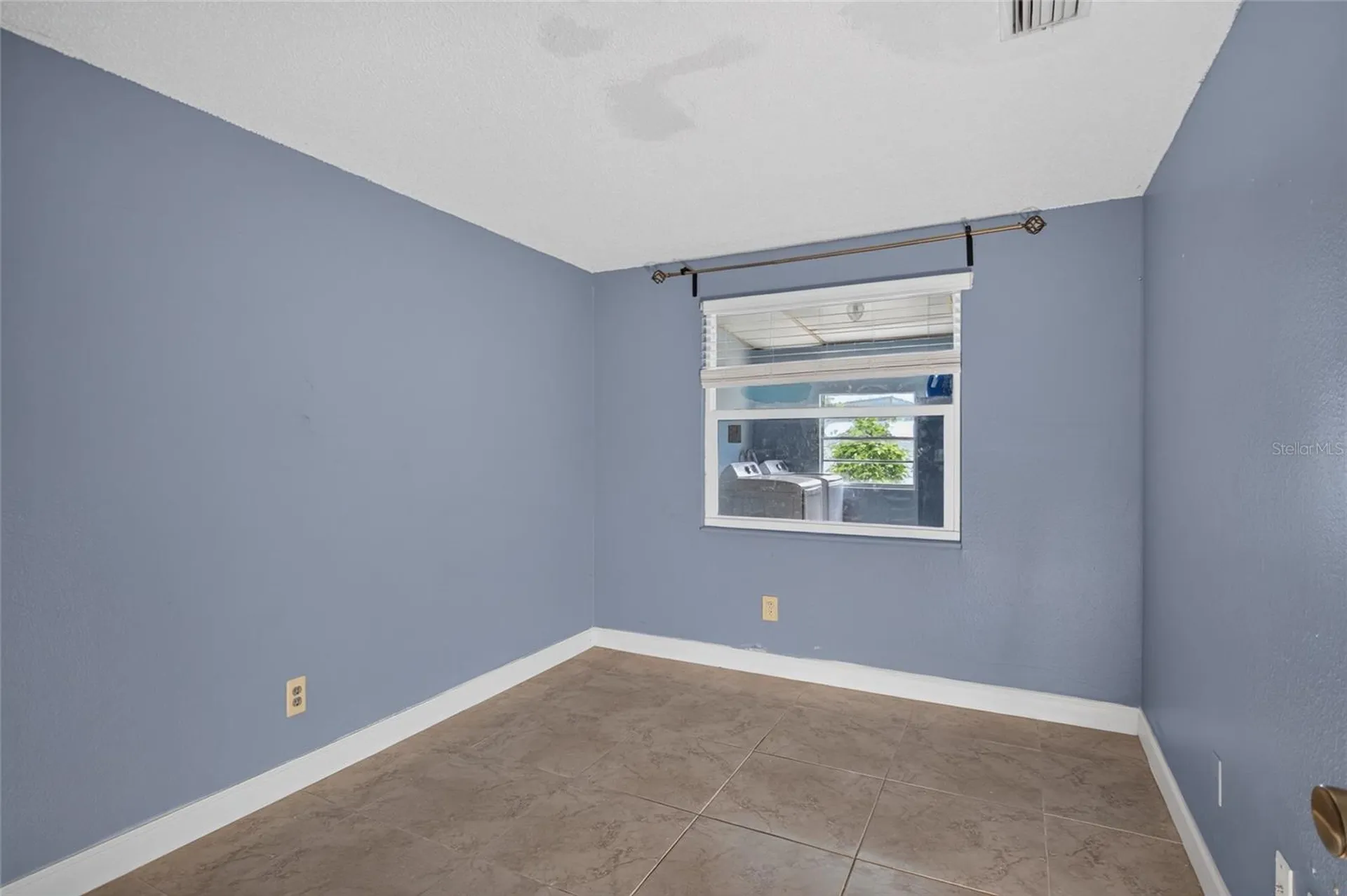 6711 Glen Forest Court Tampa FL 33615