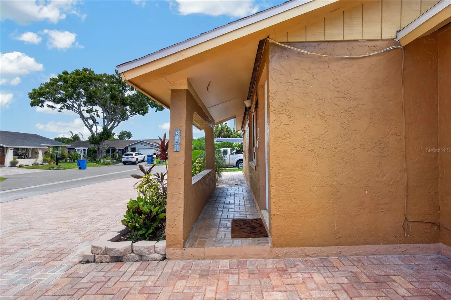 6711 Glen Forest Court Tampa FL 33615