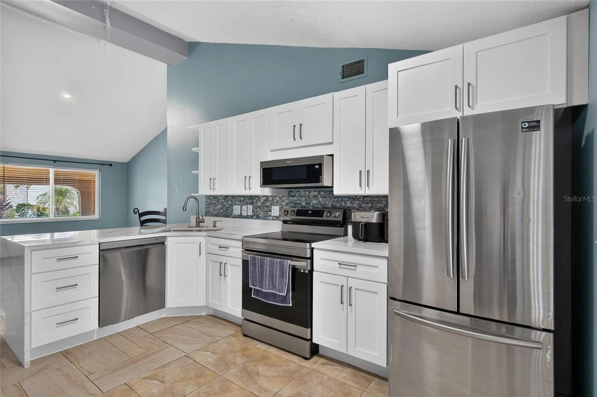 6711 Glen Forest Court Tampa FL 33615