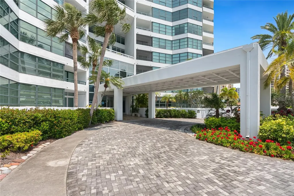 888 Boulevard Of The Arts Sarasota FL 34236
