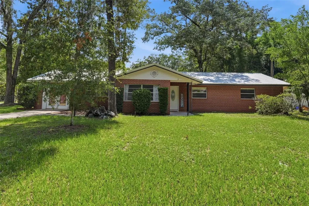 5 SW 41st Street Gainesville FL 32607