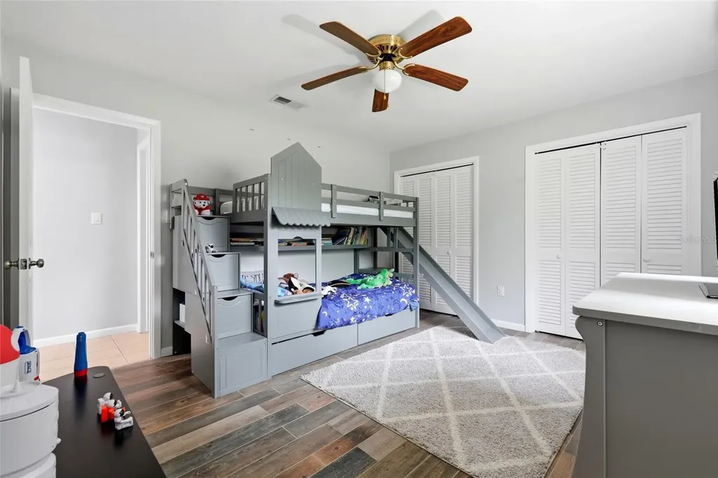 5 SW 41st Street Gainesville FL 32607