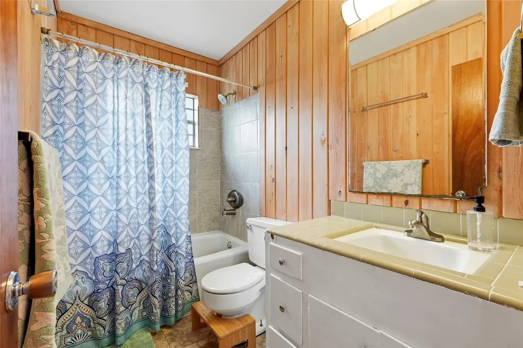 5 SW 41st Street Gainesville FL 32607