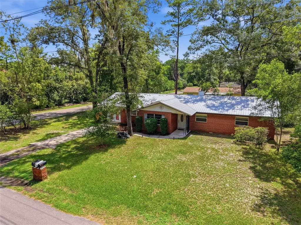 5 SW 41st Street Gainesville FL 32607