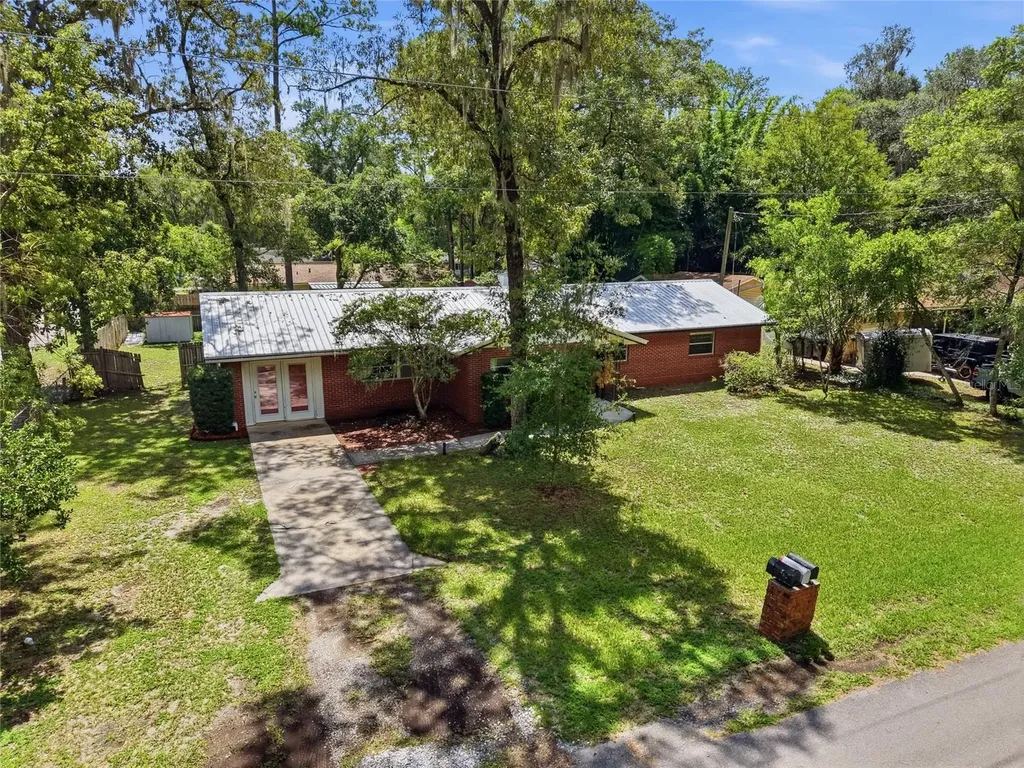 5 SW 41st Street Gainesville FL 32607