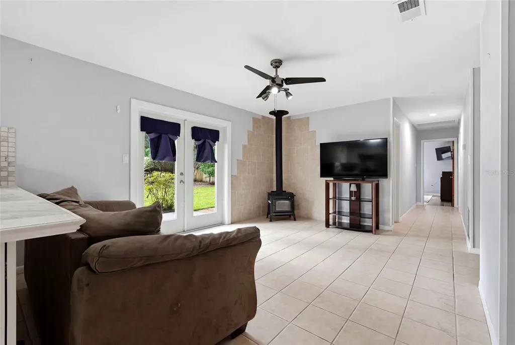 5 SW 41st Street Gainesville FL 32607