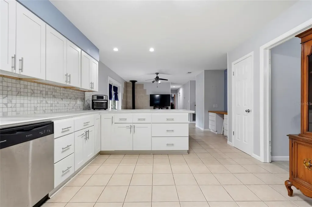 5 SW 41st Street Gainesville FL 32607