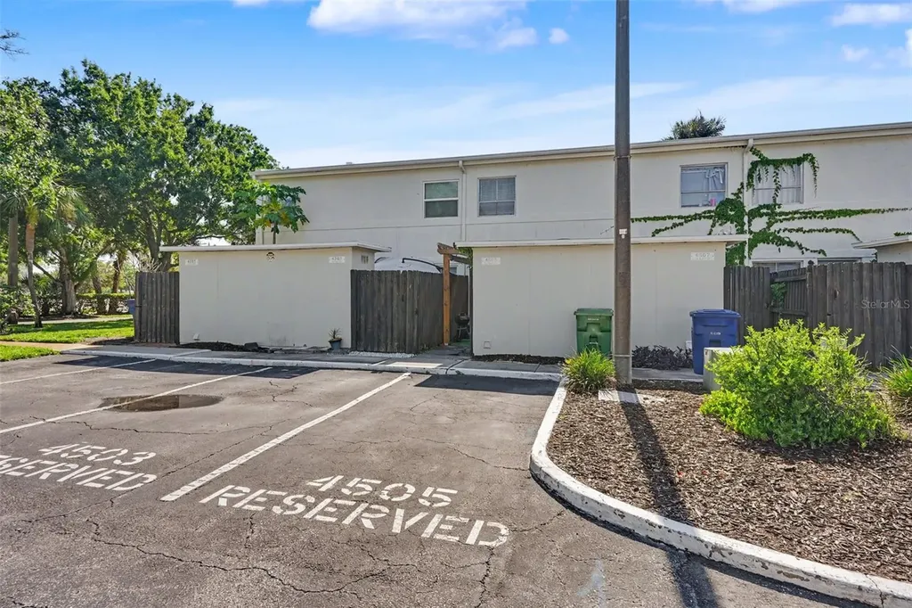 4505 La Capri Court Tampa FL 33611