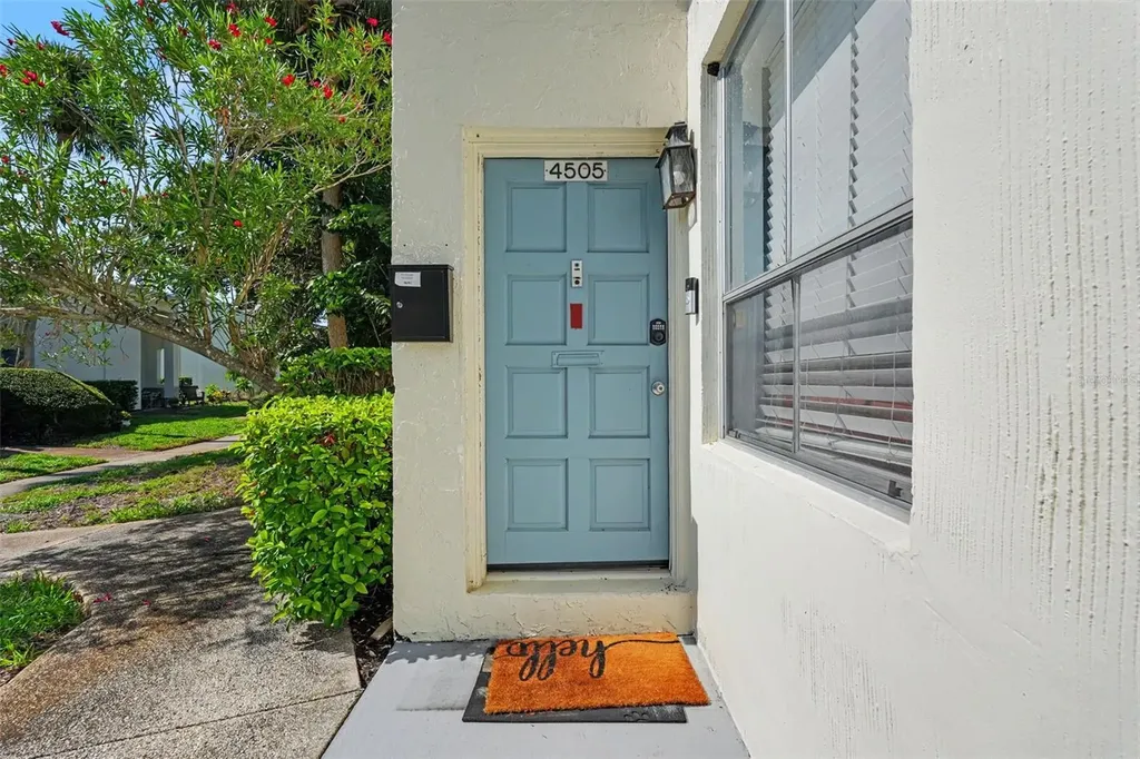 4505 La Capri Court Tampa FL 33611