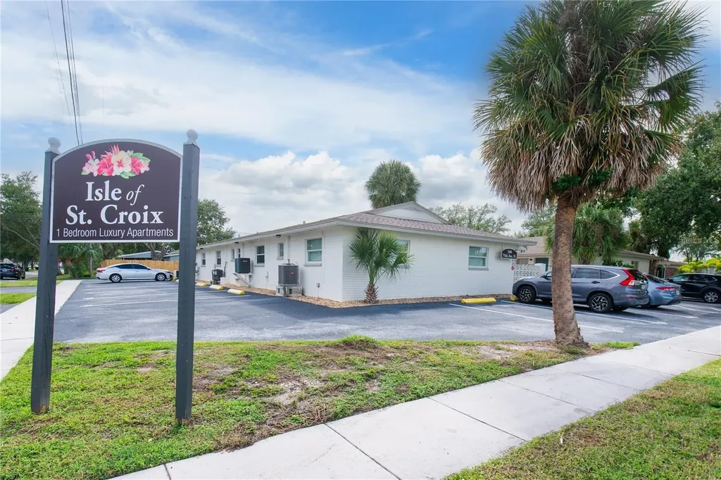 500 75th Avenue N St Petersburg FL 33702