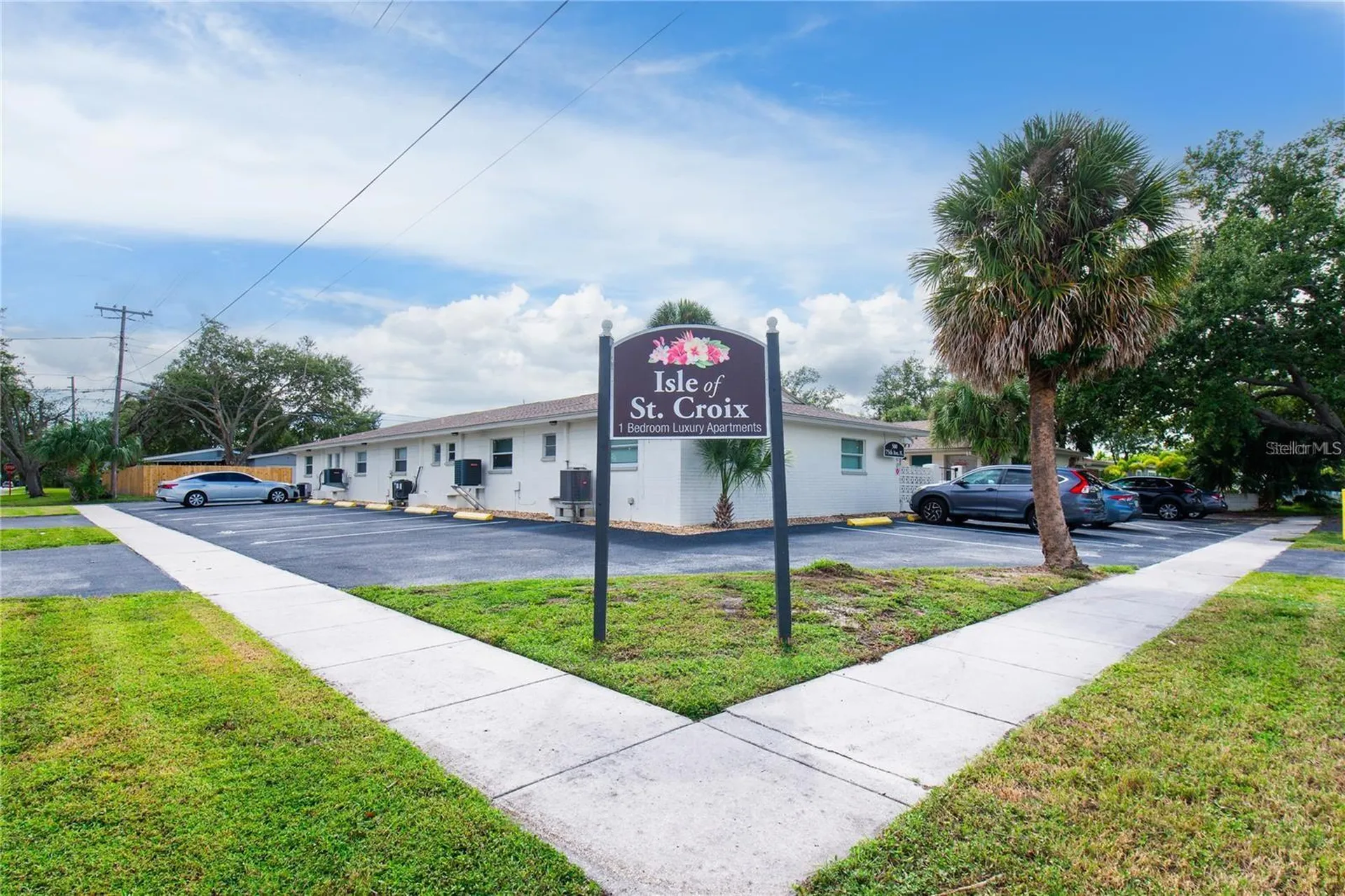 500 75th Avenue N St Petersburg FL 33702