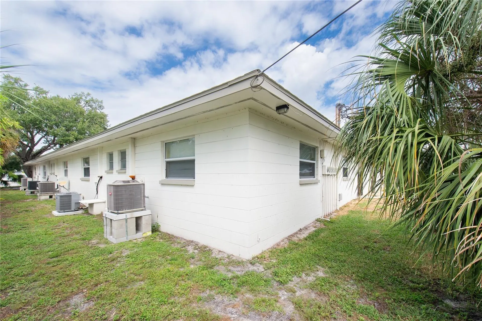 500 75th Avenue N St Petersburg FL 33702