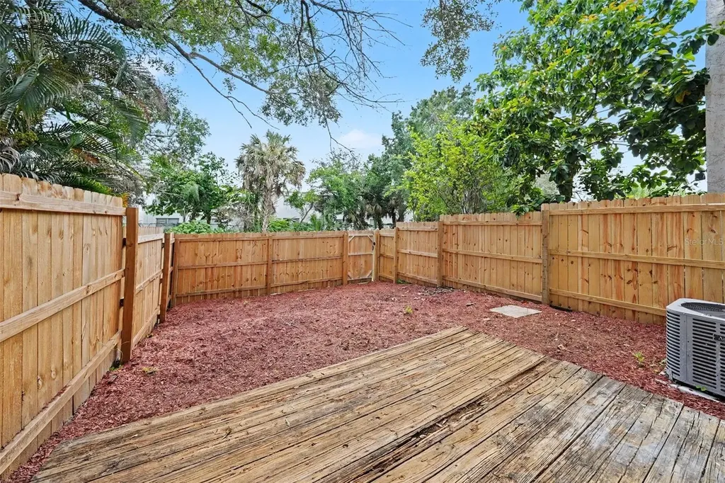 12409 Titus Court Tampa FL 33612
