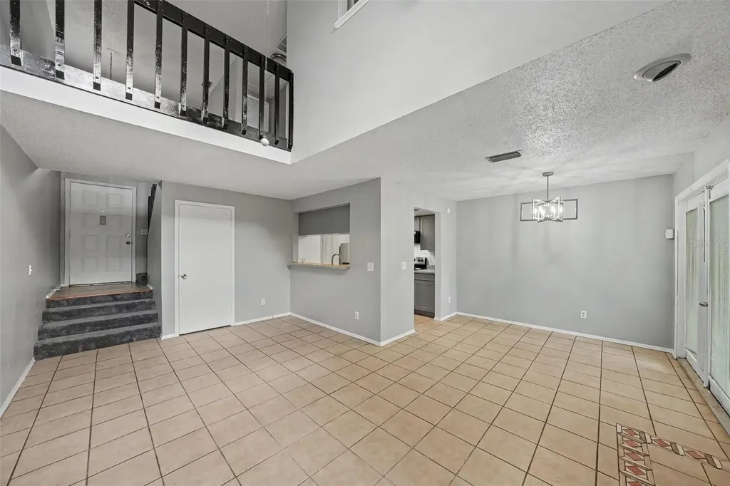 12409 Titus Court Tampa FL 33612