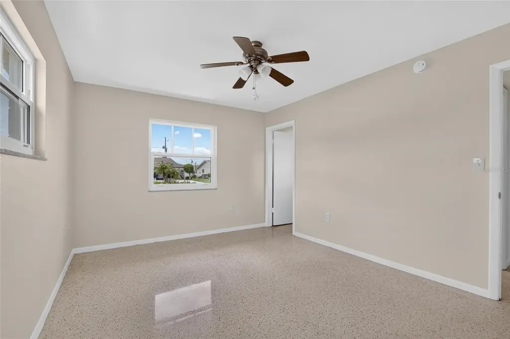 705 Thunderbird Avenue Sun City Center FL 33573