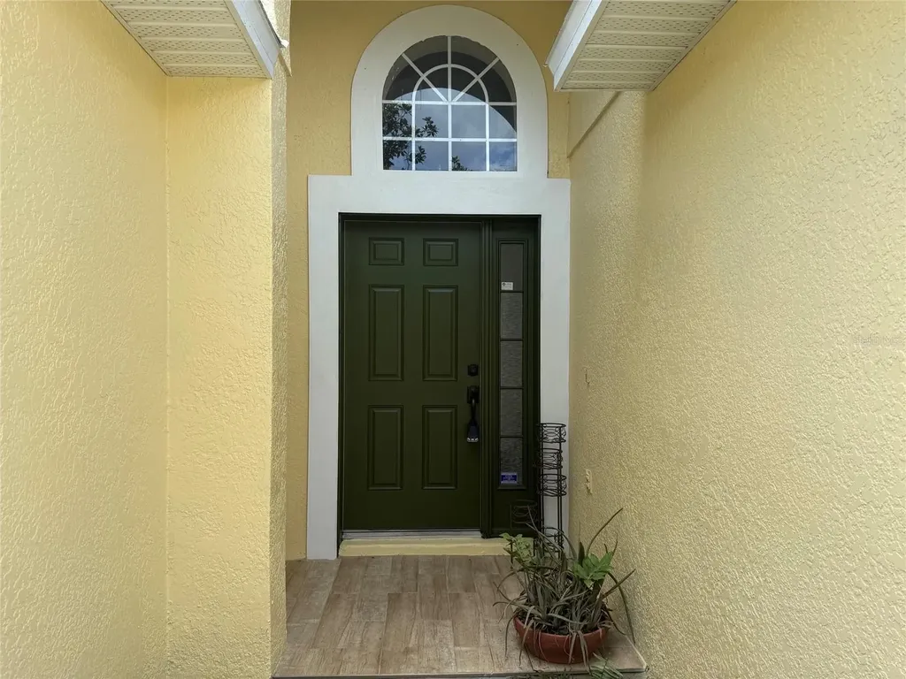 1221 Singleton Circle Groveland FL 34736