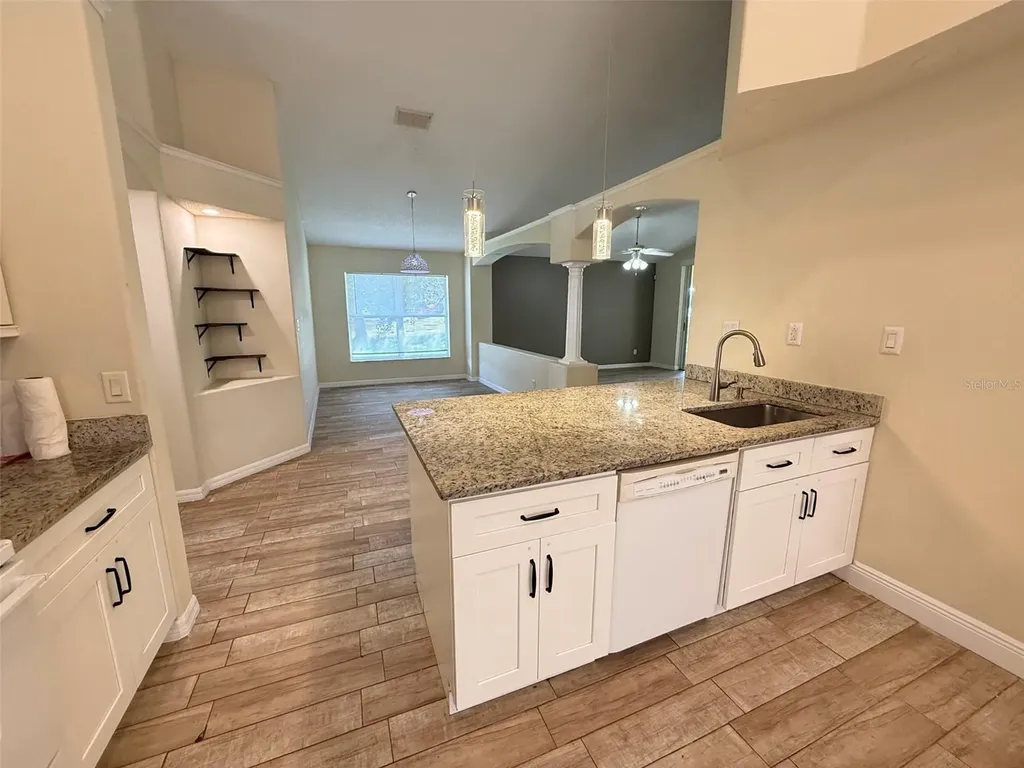 1221 Singleton Circle Groveland FL 34736