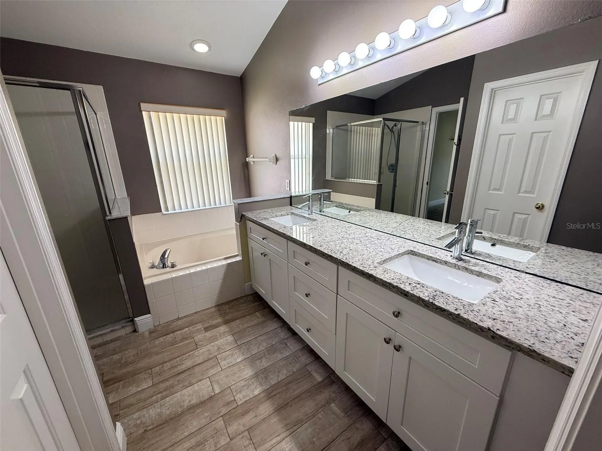 1221 Singleton Circle Groveland FL 34736