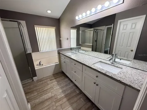 1221 Singleton Circle Groveland FL 34736