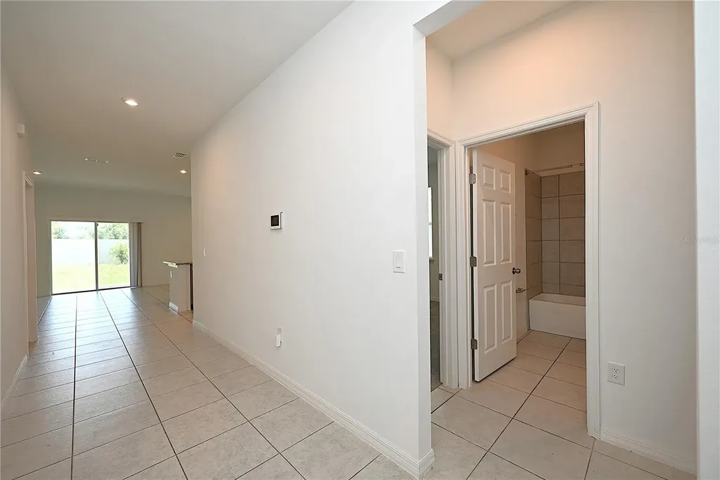 685 Crown Rose Drive Eagle Lake FL 33839