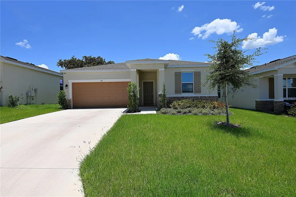 685 Crown Rose Drive Eagle Lake FL 33839