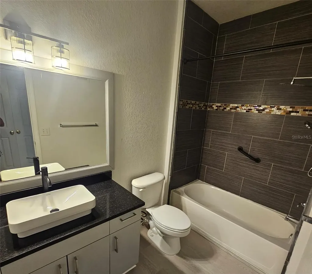3621 Conroy Road Orlando FL 32839